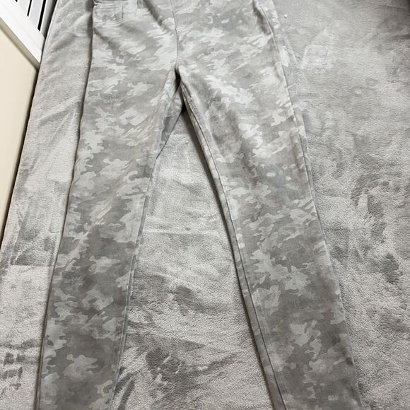 SPANX Camouflage Leggings medium - Picture 5 of 10